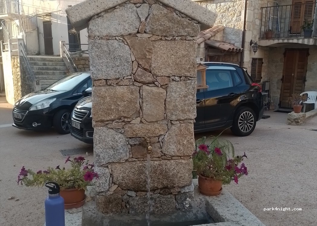 (20136) Bocognano - 35 Piazza di I Muraschi — foto