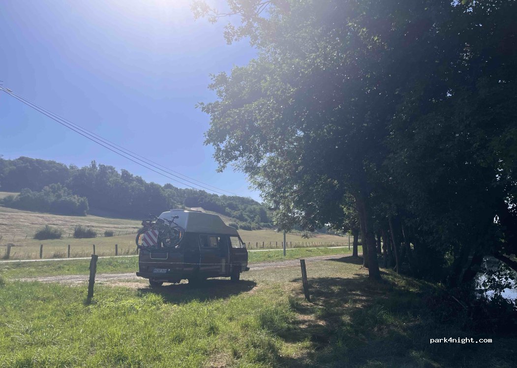 (54740) Ormes-et-Ville - Unnamed Road — foto 5