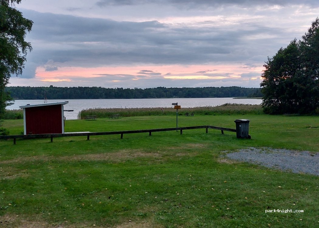 (742 93) Östhammar - 73 VECKEN — foto 2