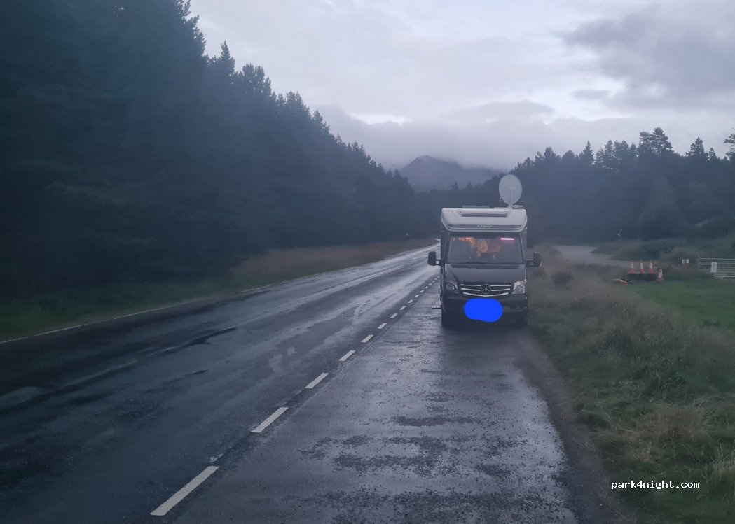 (PH22 1QU) Aviemore - Unnamed Road — foto