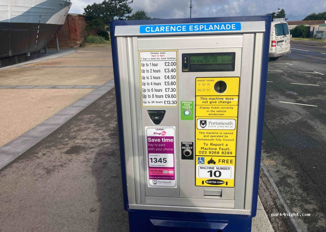 (PO5 3NT) Portsmouth - Clarence Esplanade — foto 2