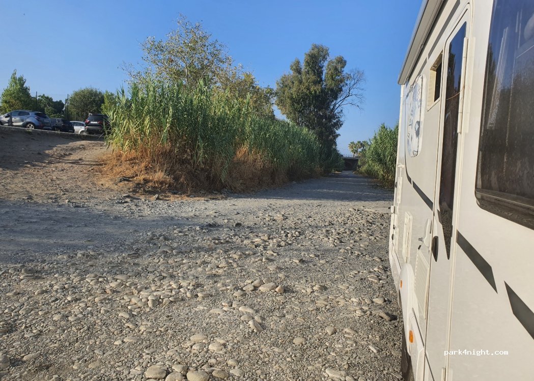 (29680) Estepona - 22 Avenida Litoral — foto
