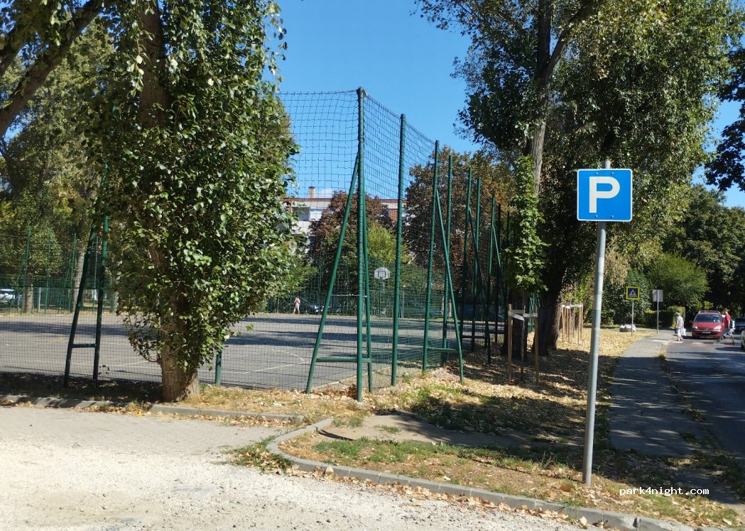 (1035) Budapest - 31 Vihar utca — foto 2