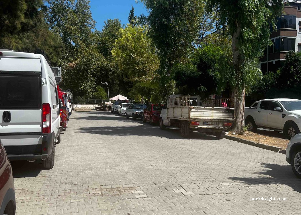 (35920) Selçuk - 15 A 1023. Sokak — foto