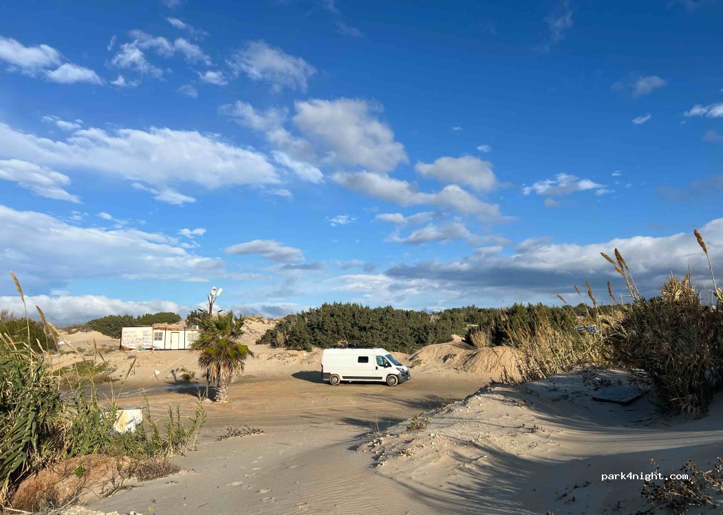(35930) Çeşme - Unnamed Road — foto 2