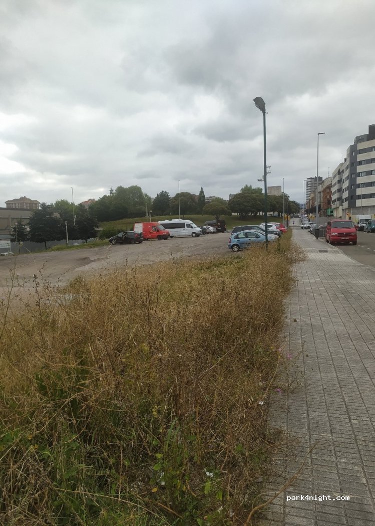 (33211) Gijón - 22 Calle de Orán — foto
