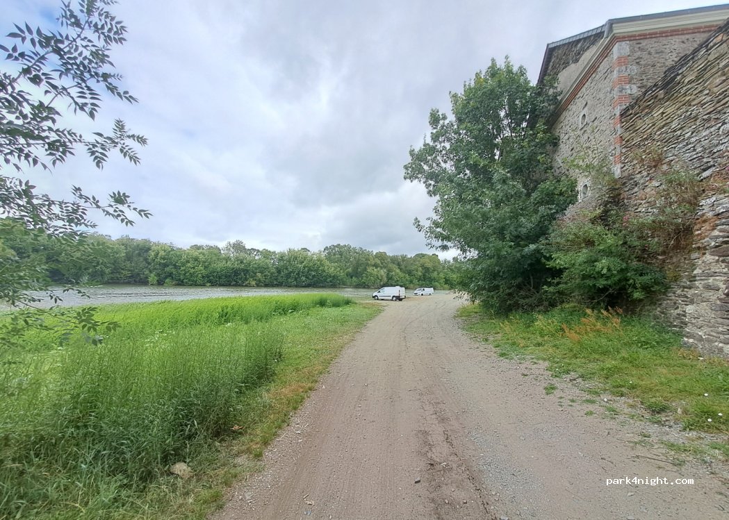 (49000) Angers - 3 Place Albert Cheux — foto 2