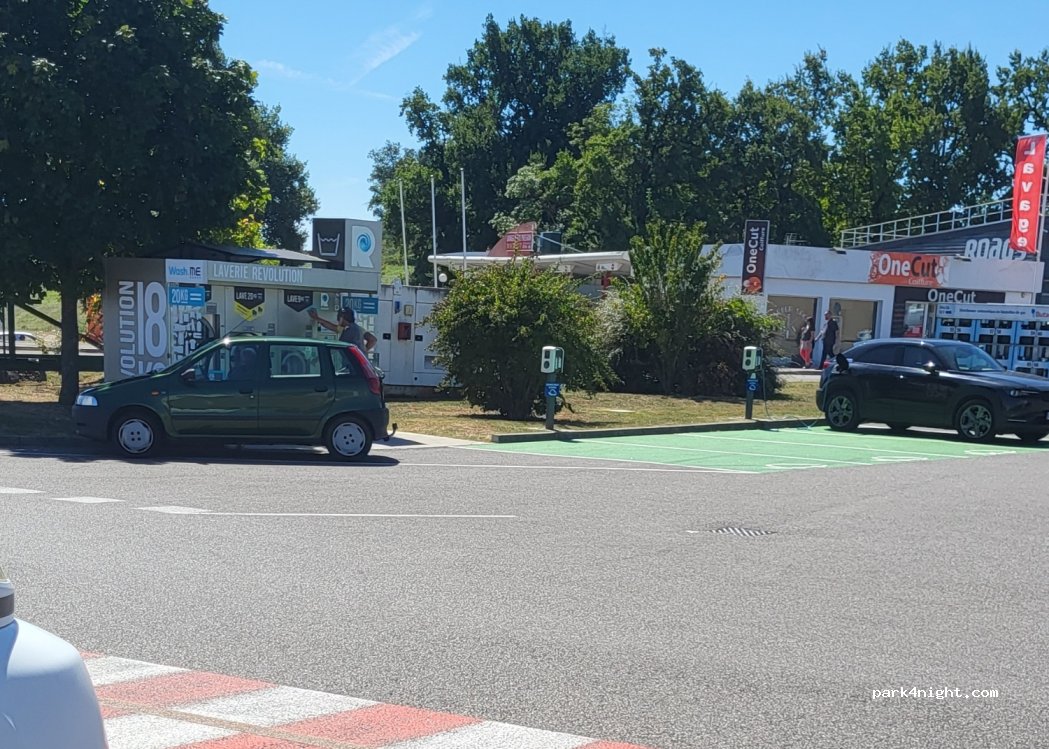 (38510) Arandon-Passins - 2424 Chemin de l'Aérodrome — foto 2