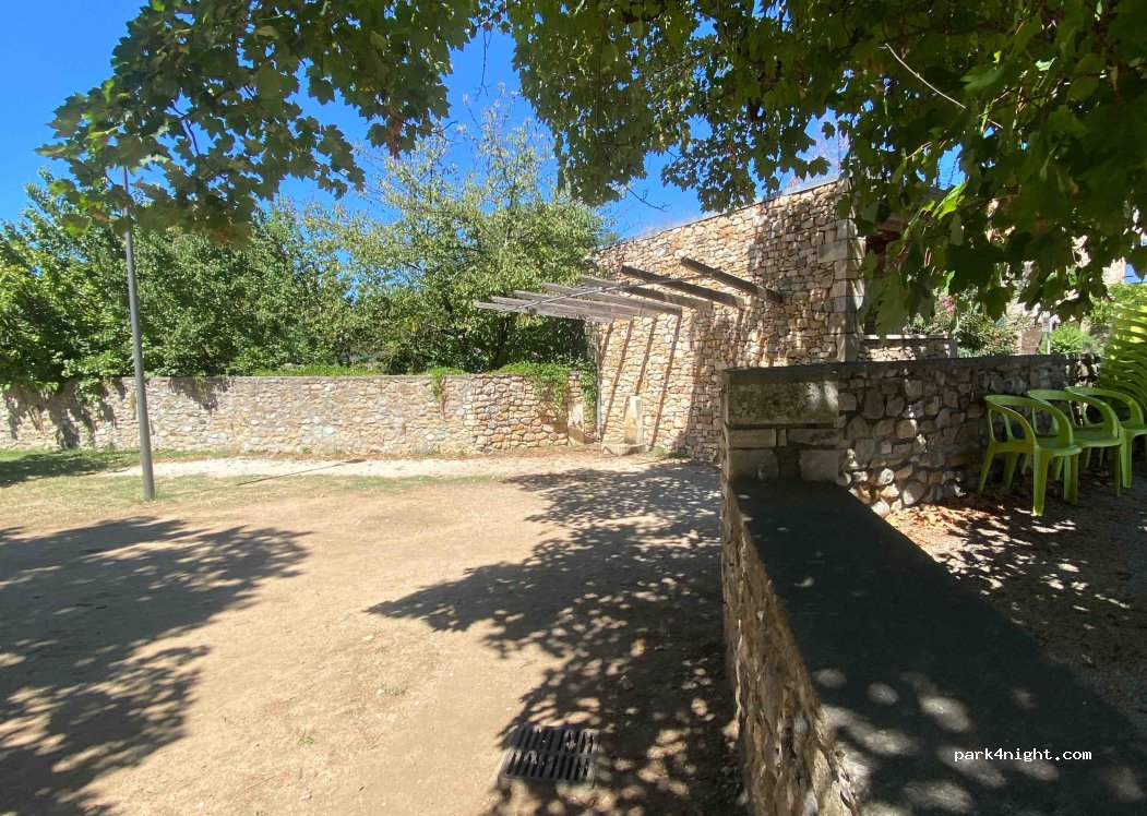 (07150) Salavas - 785 Route de Barjac — foto 2
