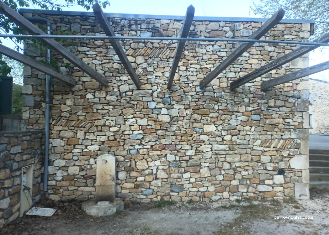(07150) Salavas - 785 Route de Barjac — foto 3