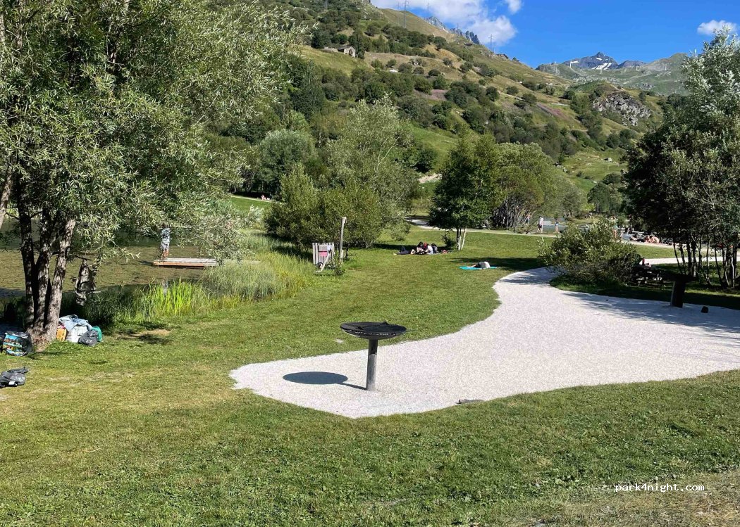 (73440) Les Belleville - — foto