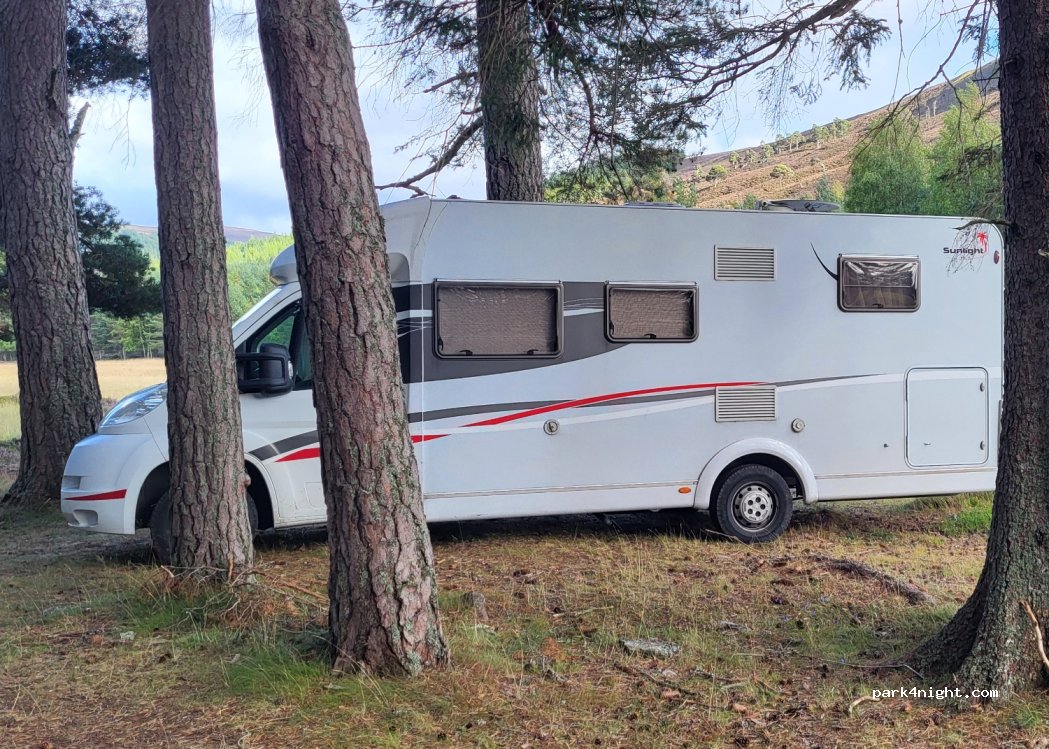 (AB35 5YB) Muir - — foto