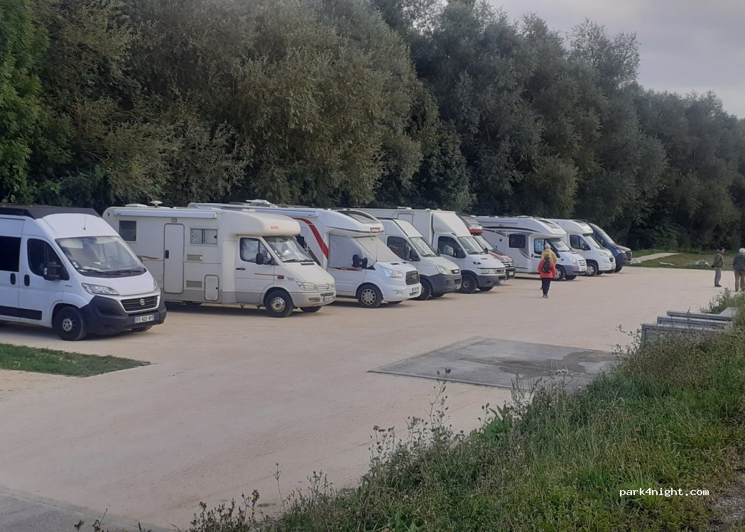 Aire de camping-car de la Mure — foto 3