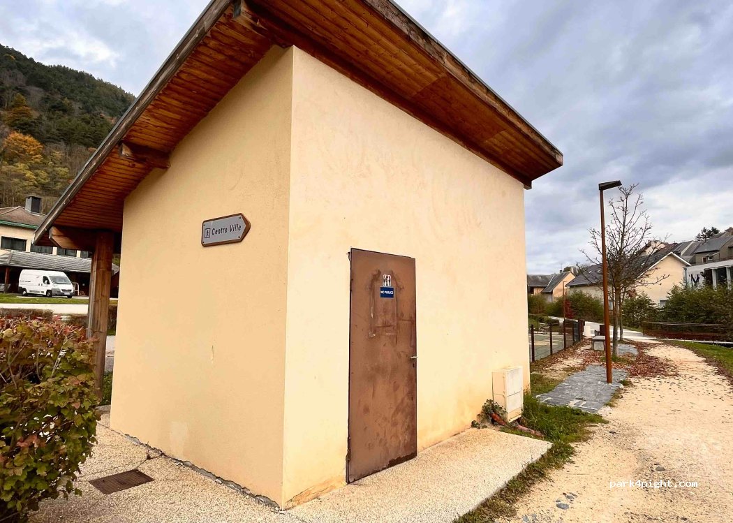 Aire de camping-car de la Mure — foto 4