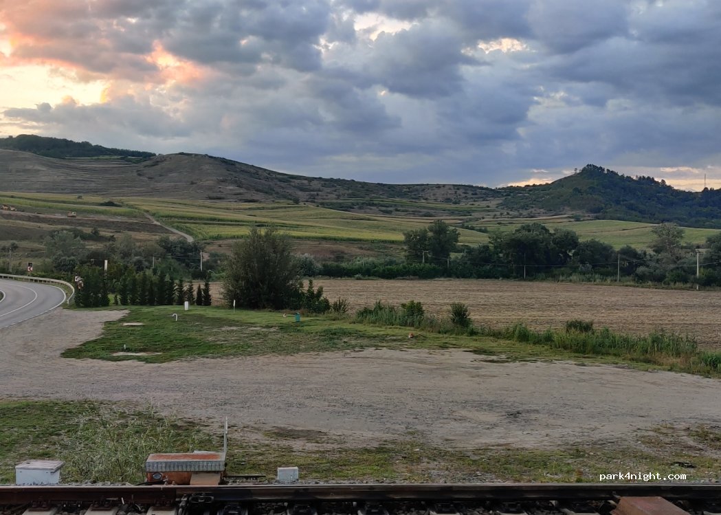 (515400) Blaj - 134 Şoseaua Clujului — foto 2