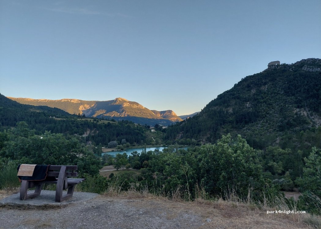 (26470) La Motte-Chalancon - D173 — foto