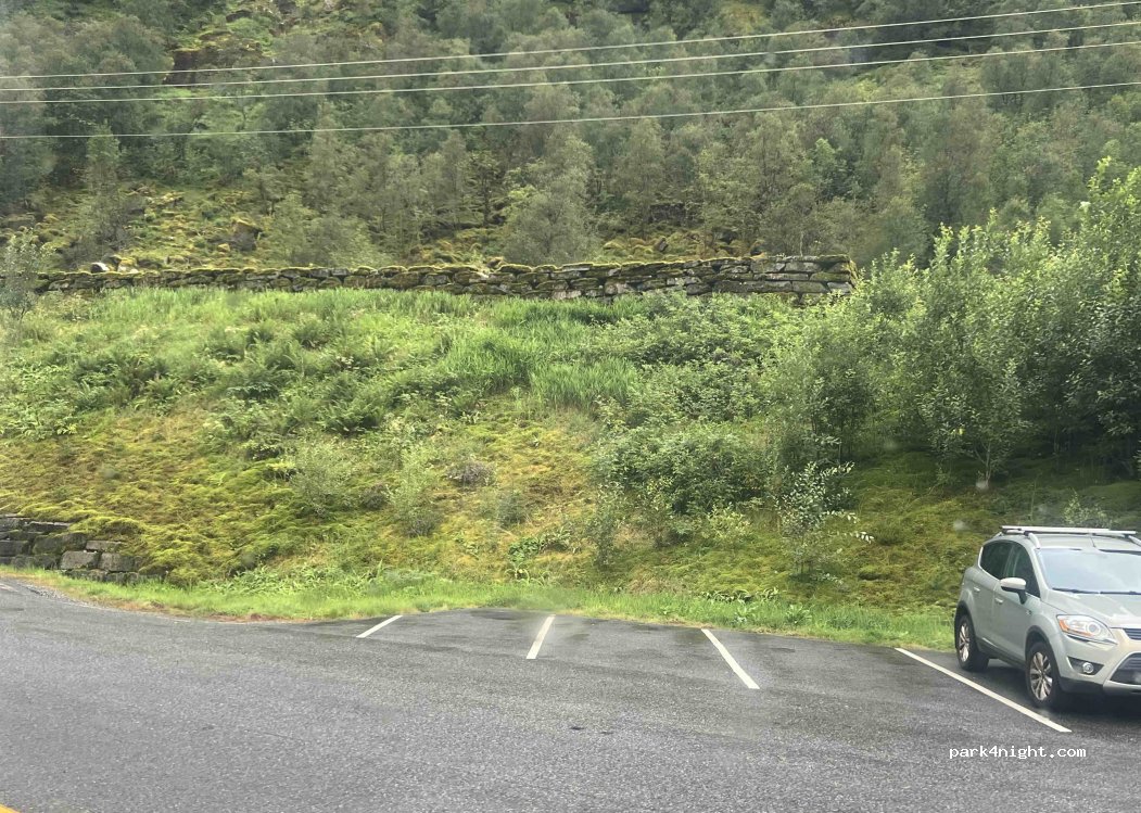 (5961) Instefjord - Unnamed Road — foto