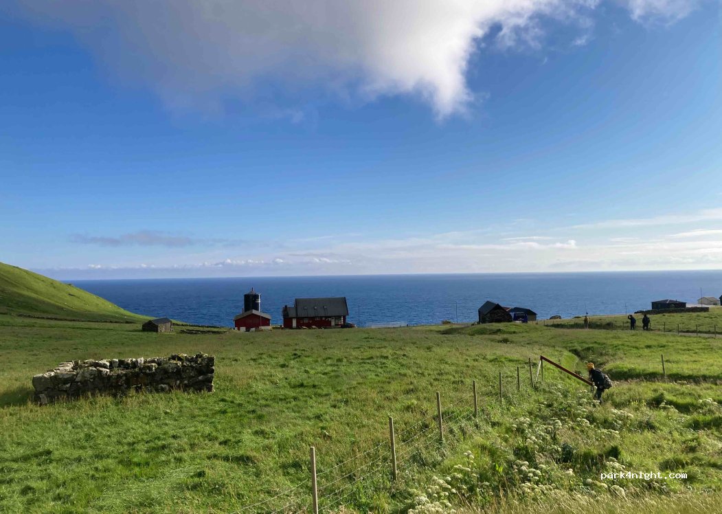 (798) Trøllanes - Unnamed Road — foto 2