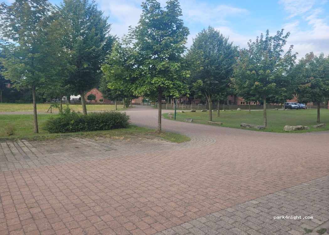 (21258) Heidenau - Am Sportplatz — foto 3