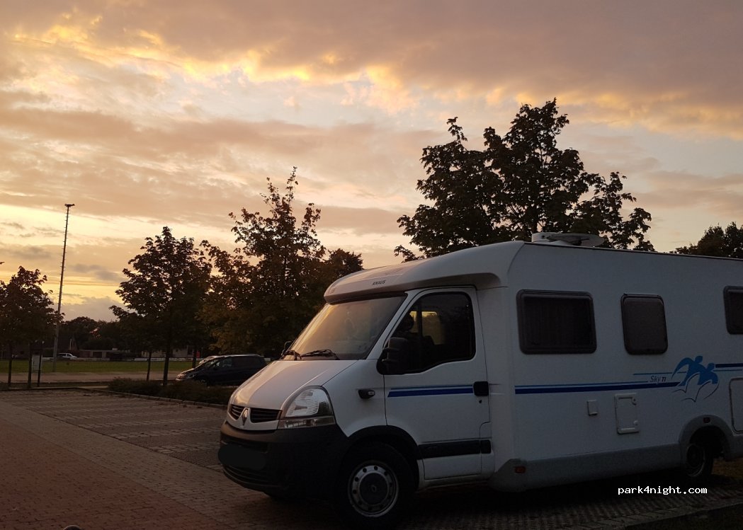 (21258) Heidenau - Am Sportplatz — foto 4