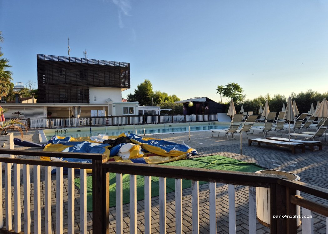 Camping Village Fontana Marina — foto