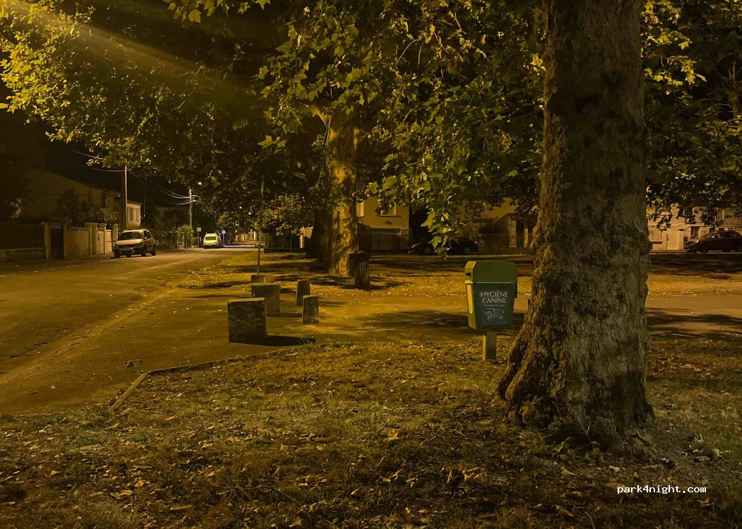 (24000) Périgueux - 19 Rue des Retraites — foto