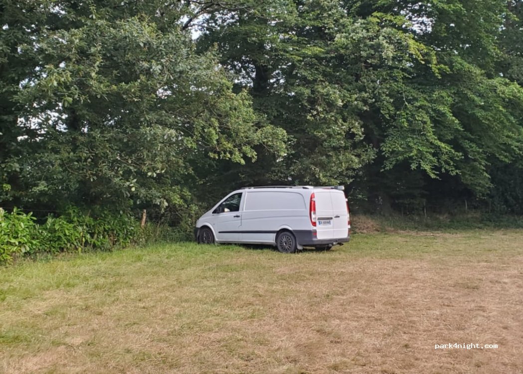(35380) Paimpont - 5 Rue du Chevalier L du Lac — foto