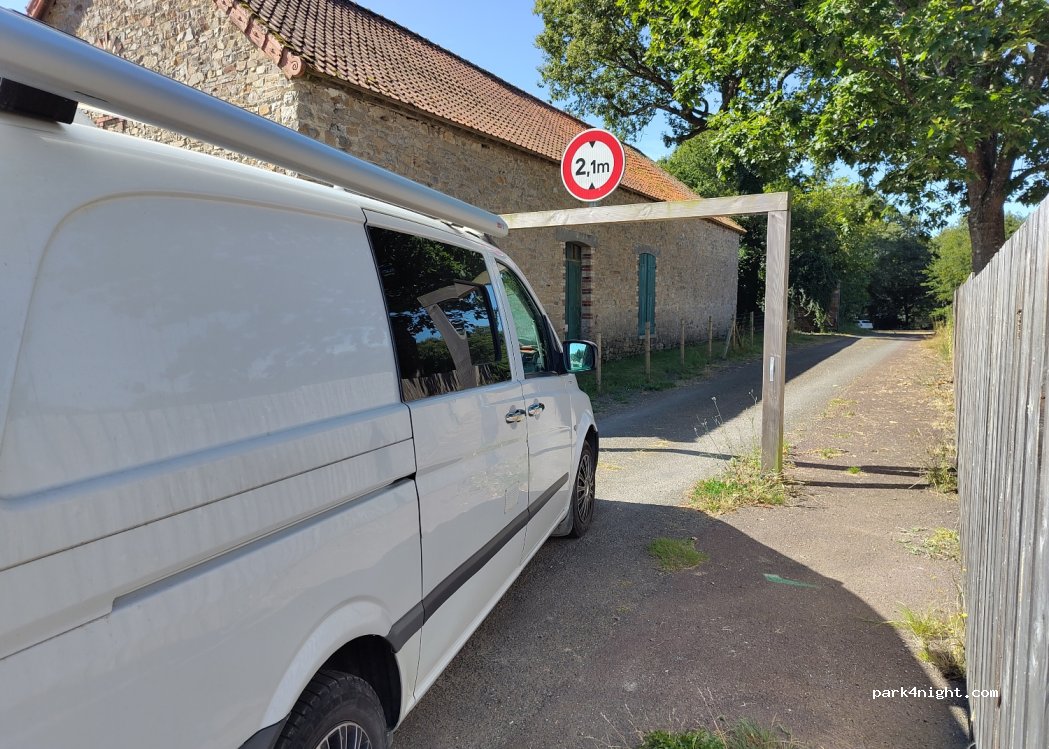 (35380) Paimpont - 5 Rue du Chevalier L du Lac — foto 3