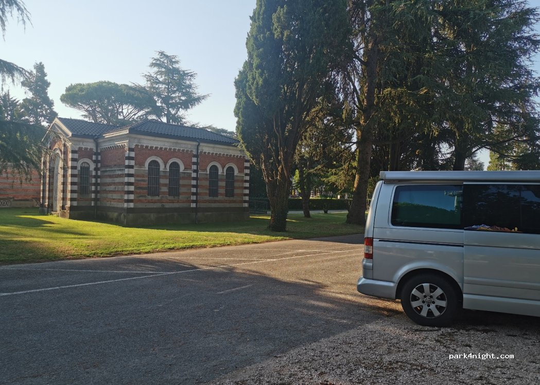 (31100) Treviso - 81 Strada Terraglio — foto