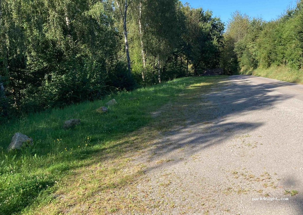 (92555) Trausnitz - Unnamed Road — foto