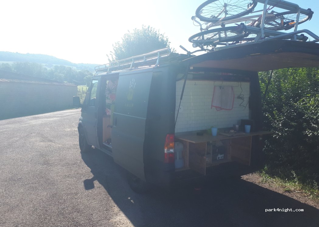 (21150) Thenissey - Unnamed Road — foto 2