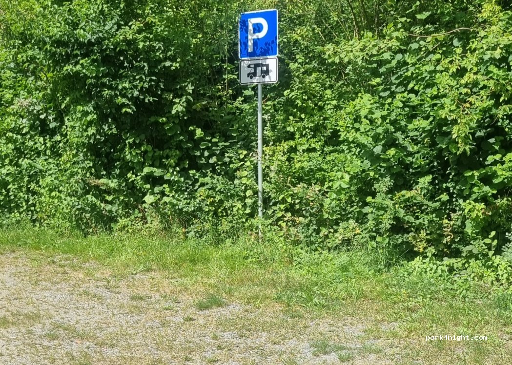 (92670) Windischeschenbach - 77 Neustädter Straße — foto