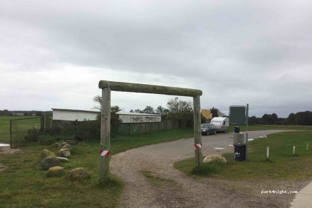 PKW-Parkplatz Neuhof — foto