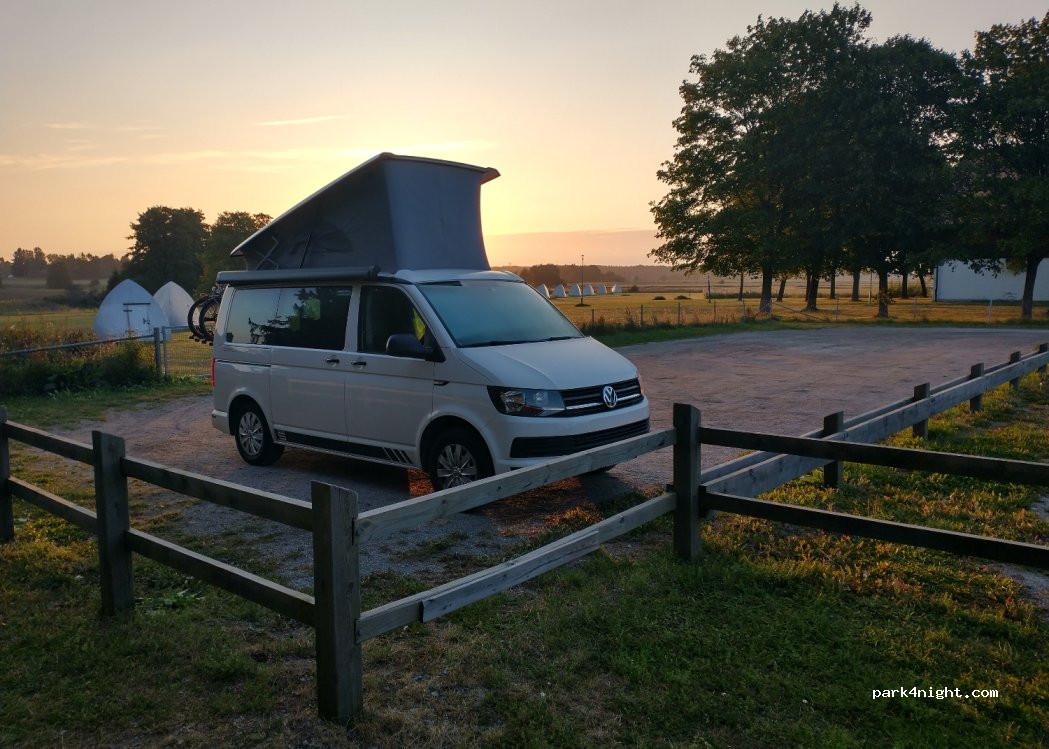 (755 94) Gamla Uppsala - 140 Faxan — foto 4