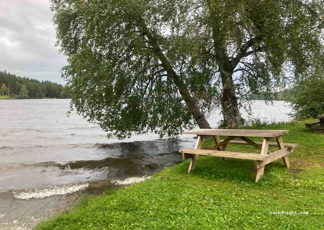(835 40) Nälden - Sjövägen 11 — foto