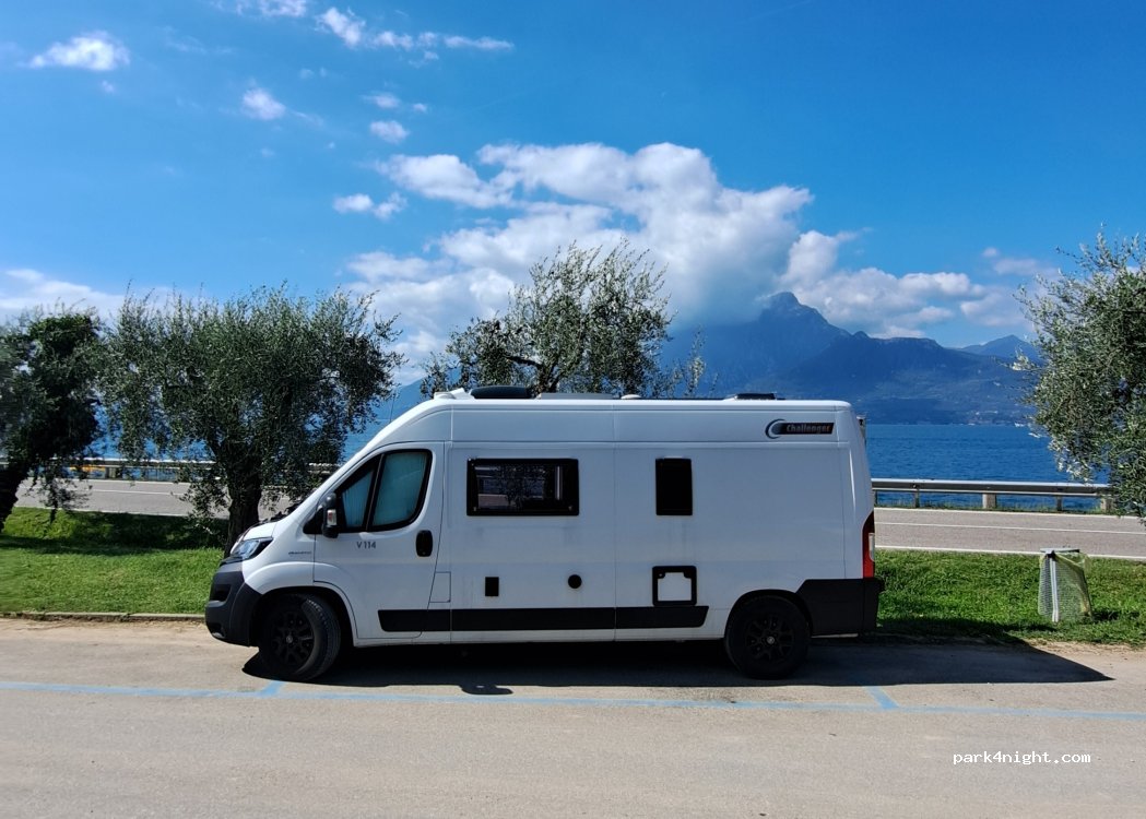 (37010) Torri del Benaco - Località Cavrie, 8 — foto 4