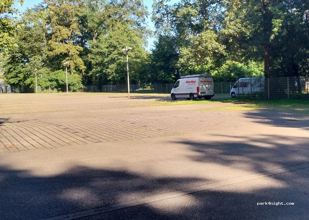 (77866) Rheinau - 110 Am Erlenpark — foto