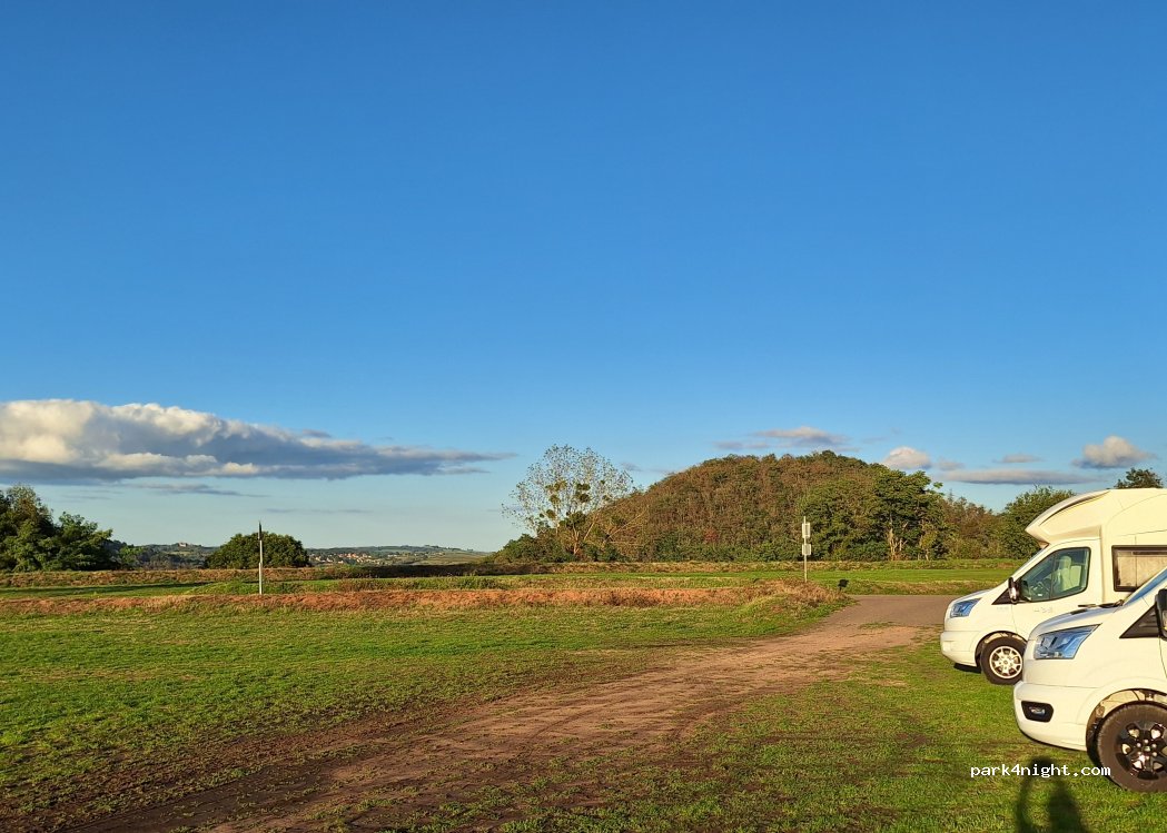 Aire de camping car (saison estivale) — foto 3