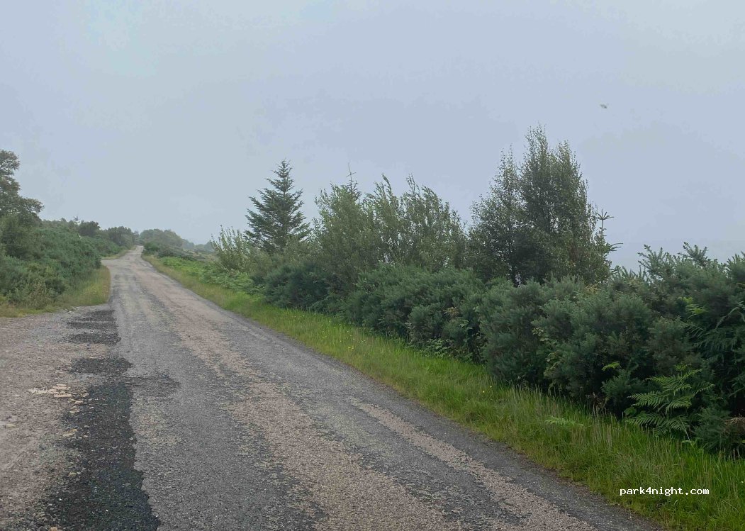 (IV27 4DN) Achnairn - A833 — foto