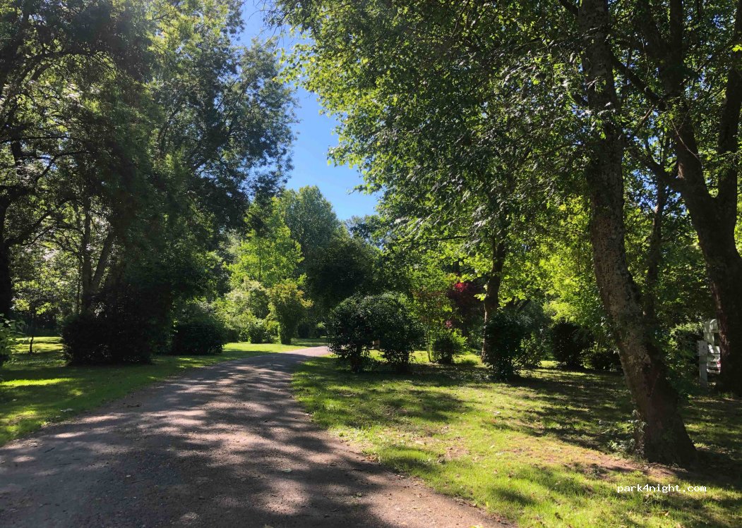 Camping de Cognac*** — foto