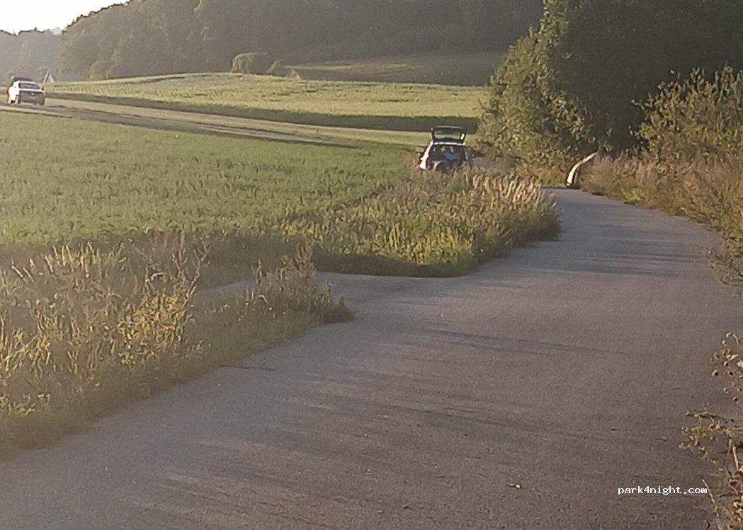 (507 12) Radim - Unnamed Road — foto