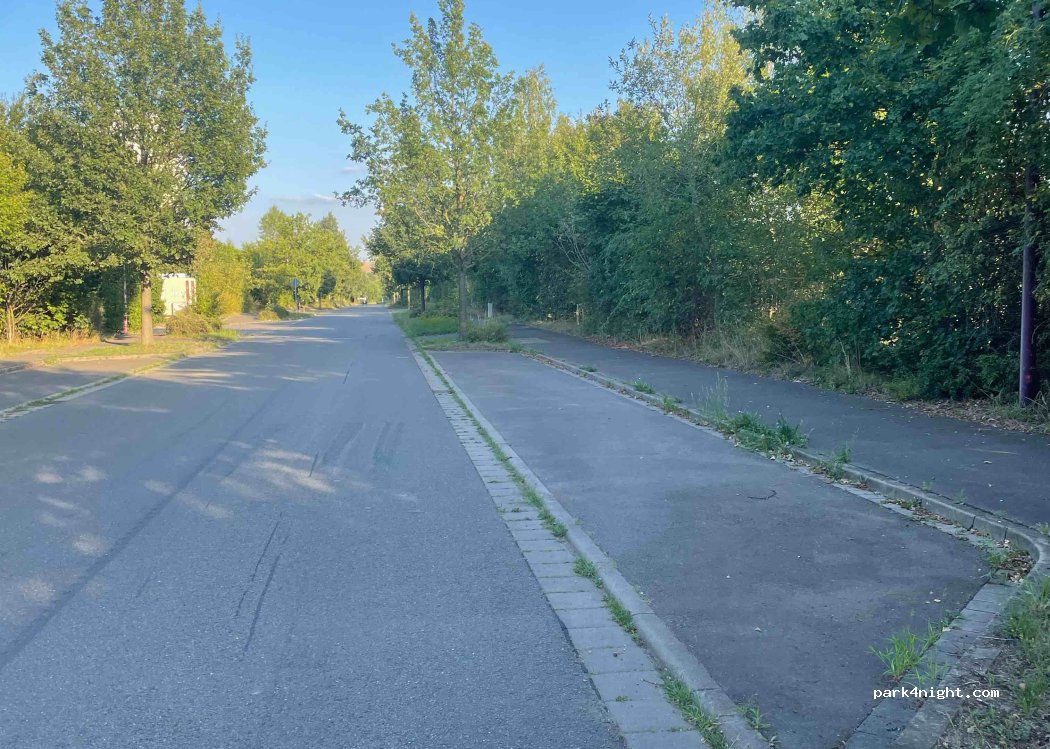 (04617) Rositz - 2 Werksallee — foto 2