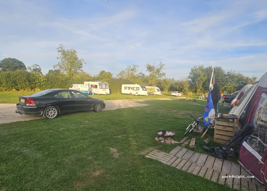 Four Oaks Camp Site and Family Holiday Cottage — foto 2