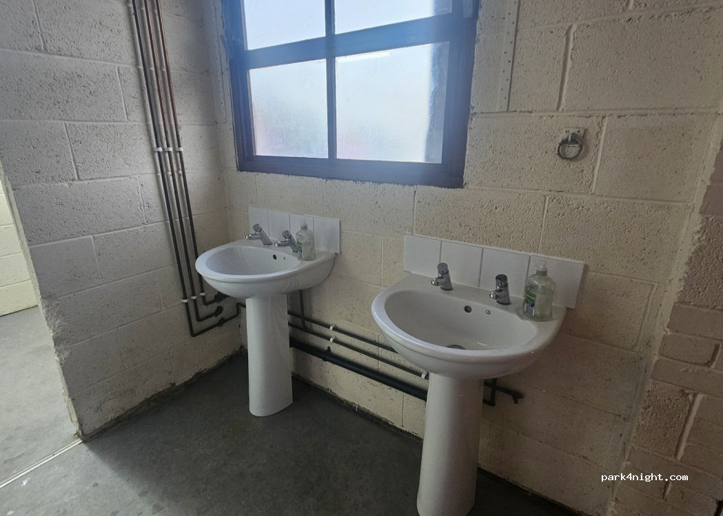 Four Oaks Camp Site and Family Holiday Cottage — foto 3