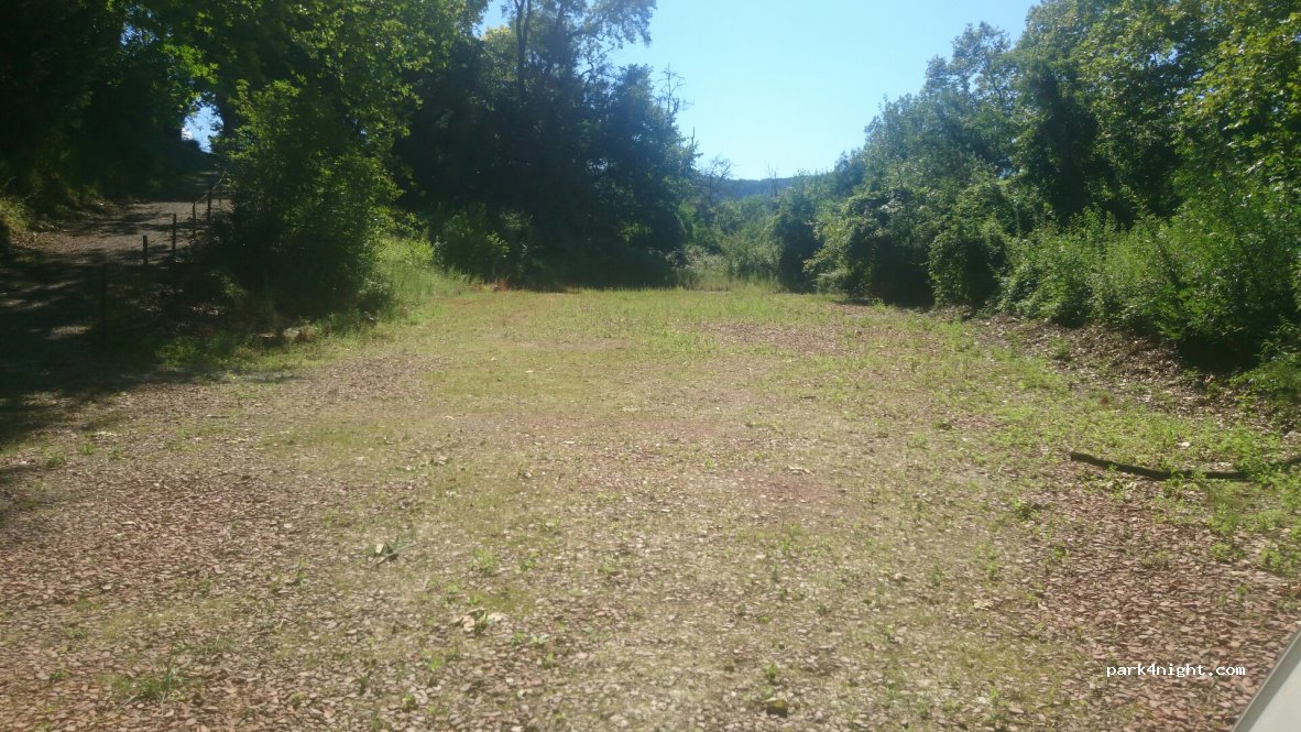 (11230) Chalabre - 17 Avenue Auguste Cathala — foto