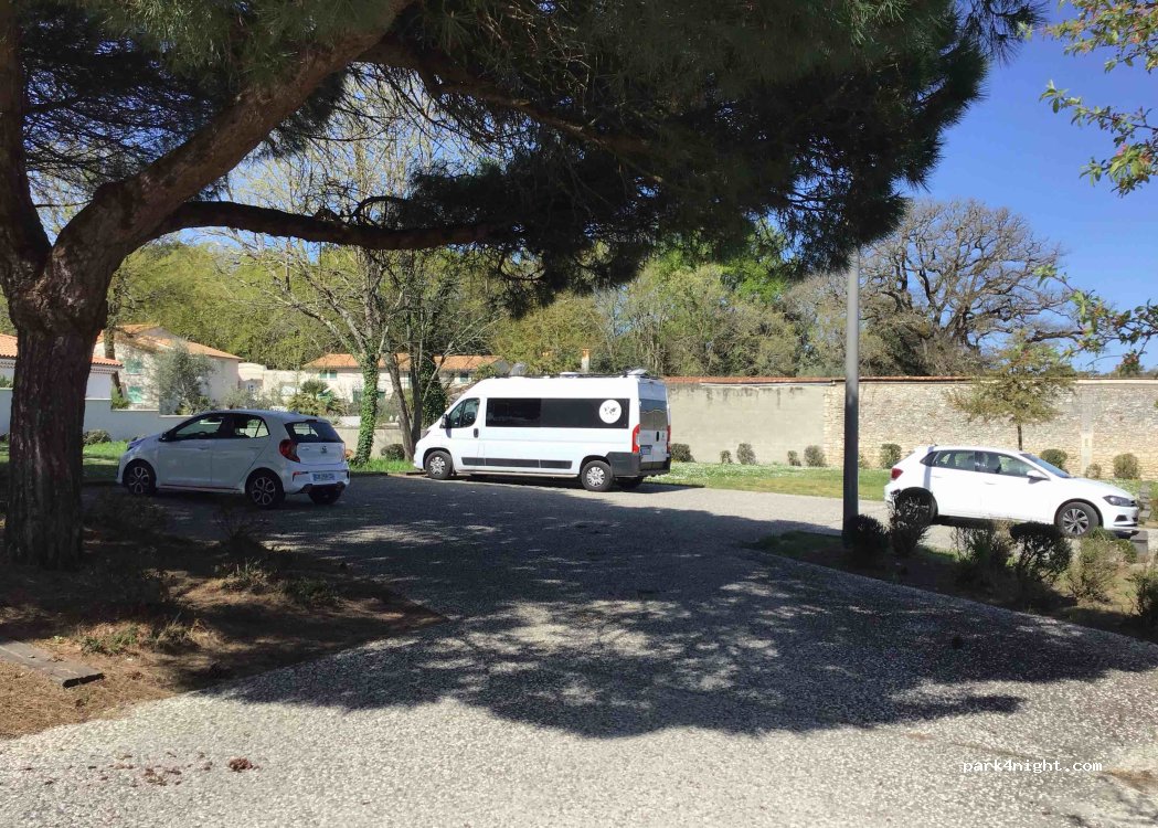 (17570) Saint-Augustin - 2 Rue du Centre — foto