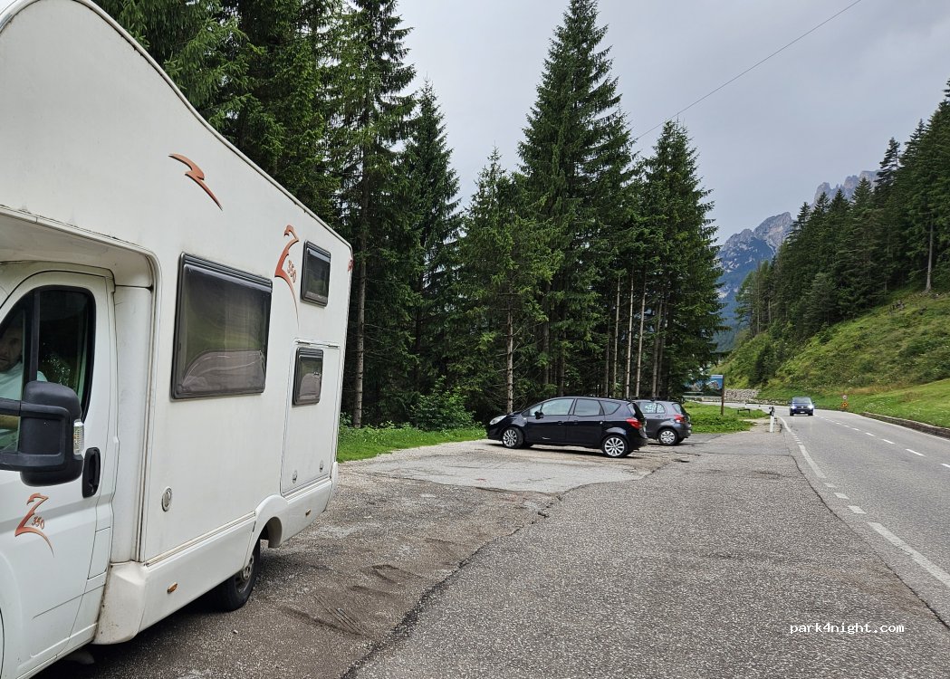 (38031) Campitello di Fassa - SS48 — foto 2