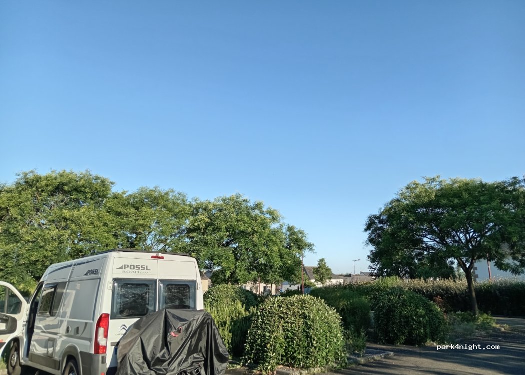 (53470) Commer - D24 — foto 2