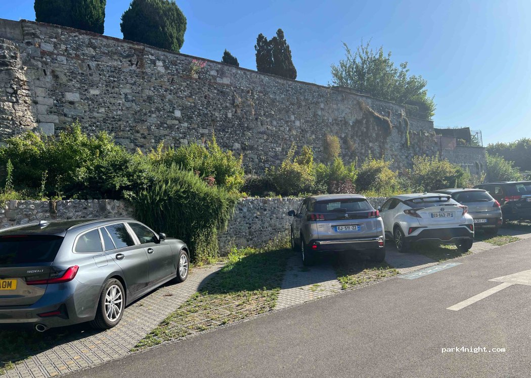(80230) Saint-Valery-sur-Somme - 2 Rue Basse des Remparts — foto