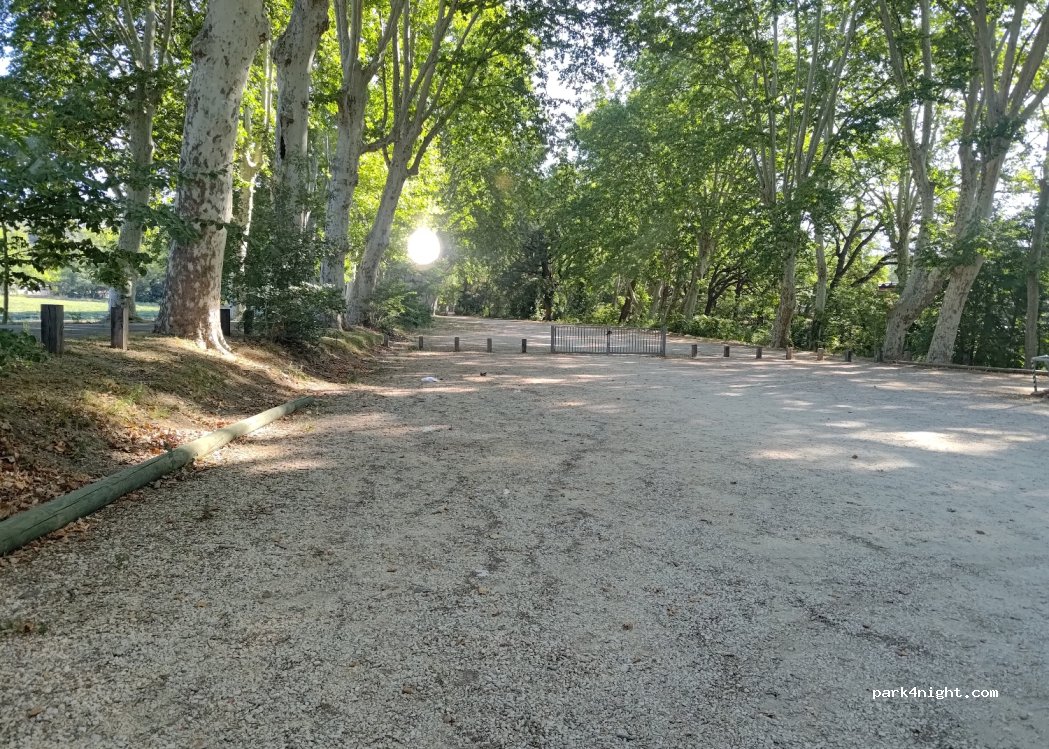 (13100) Le Tholonet - 417 Allée Louis Philibert — foto